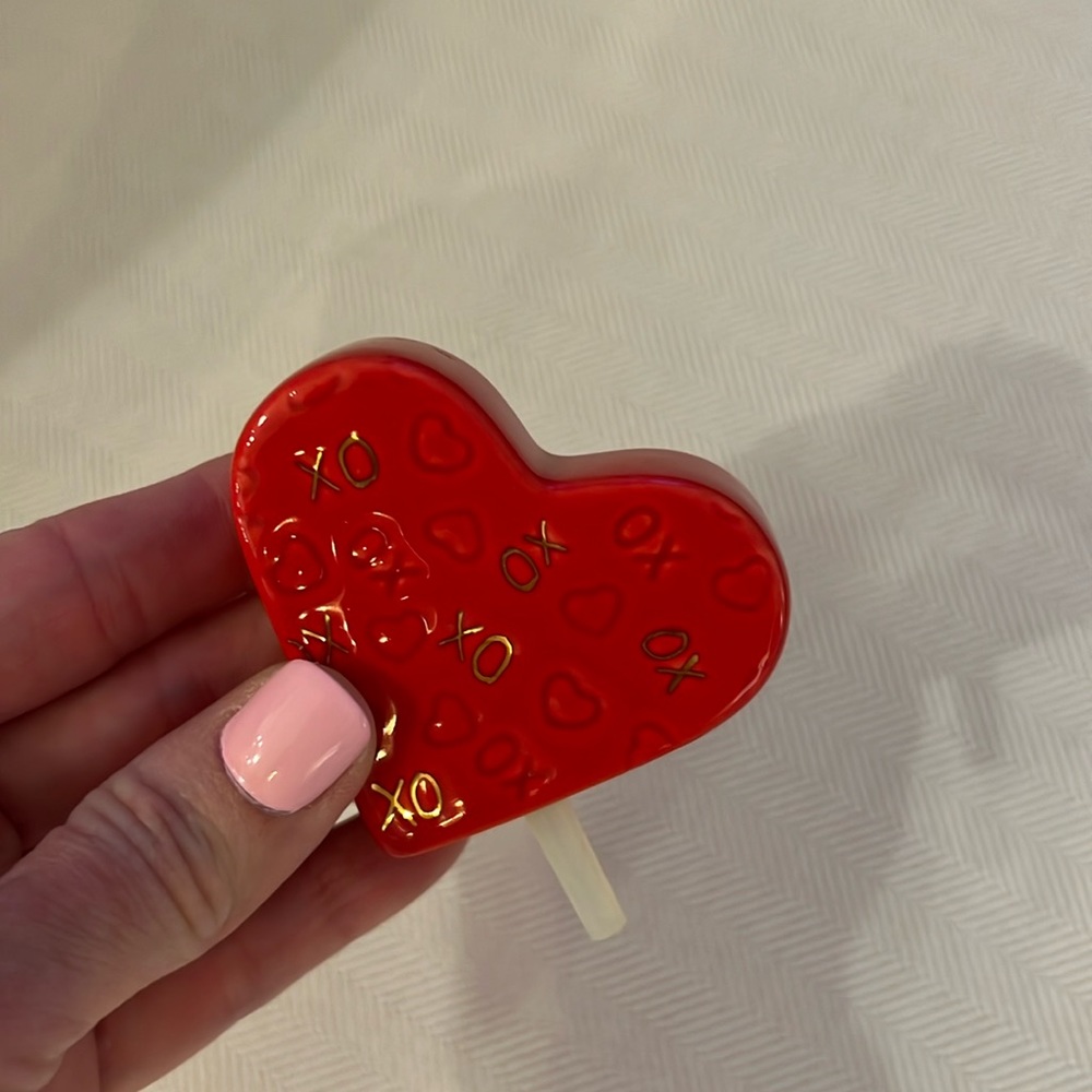 another…Nora Fleming, Heart attachment❤️